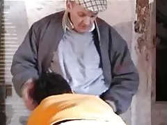 Papy soditës film x