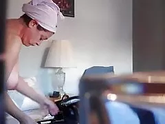 Halla lakuriq fshehur cam